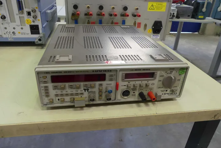 HAMEG Frequenzzähler u. LCR Meter Typ: 8021-3 / HM 8018